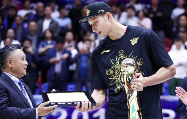  摩纳哥妖星迪亚塔斩获赛季两双数据  